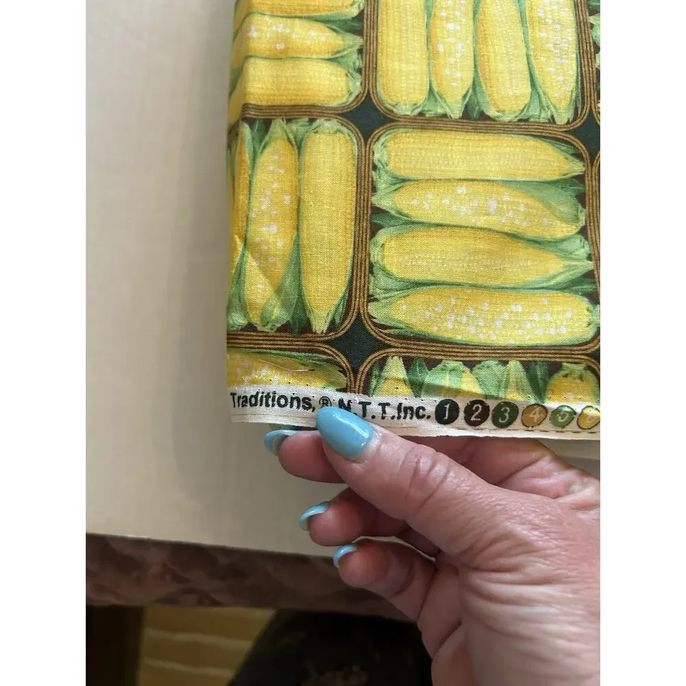 Patty Reid Designs 2009 Yellow Corn on The Cob Sew/Quilt Fabric 2‎ Yards 10”